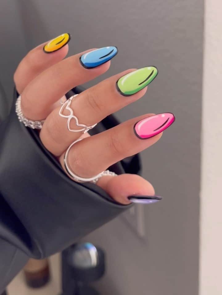Almond-French-Pink-Comic-Nails