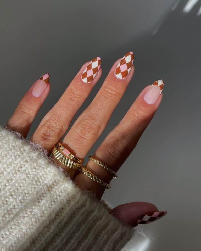 Autumn Brown and White Abstract Nails