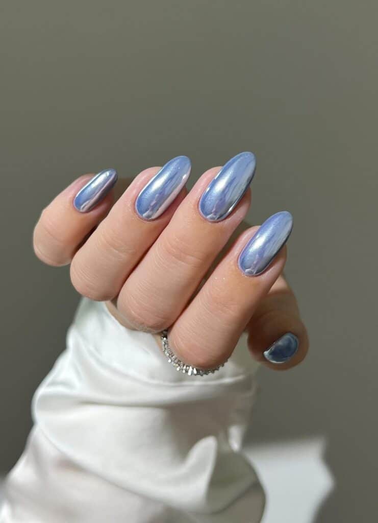 Blue-Chrome-Nail-Designs