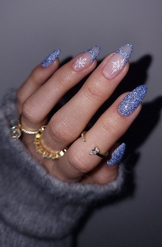 Blue-Glitter-December-Nail-Designs
