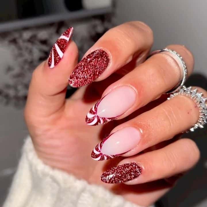 Candy-Cane-Land-Nails