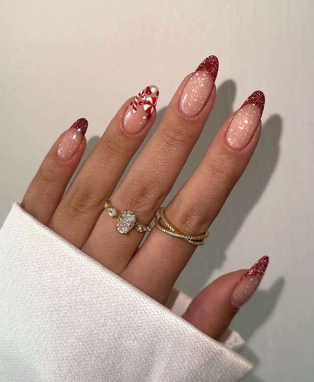 Candy-Cane-Wonderland-Christmas-Nail-Design