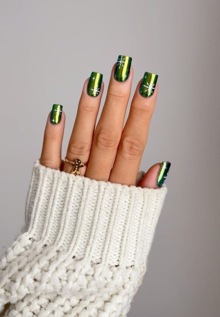 Chrome-Christmas-Nails