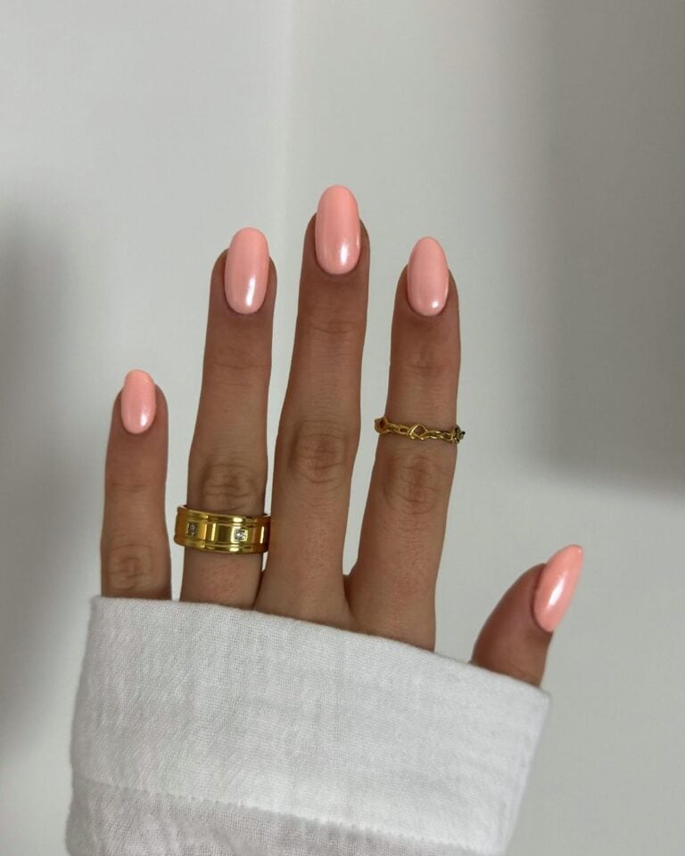 Chrome-Pink-Nails