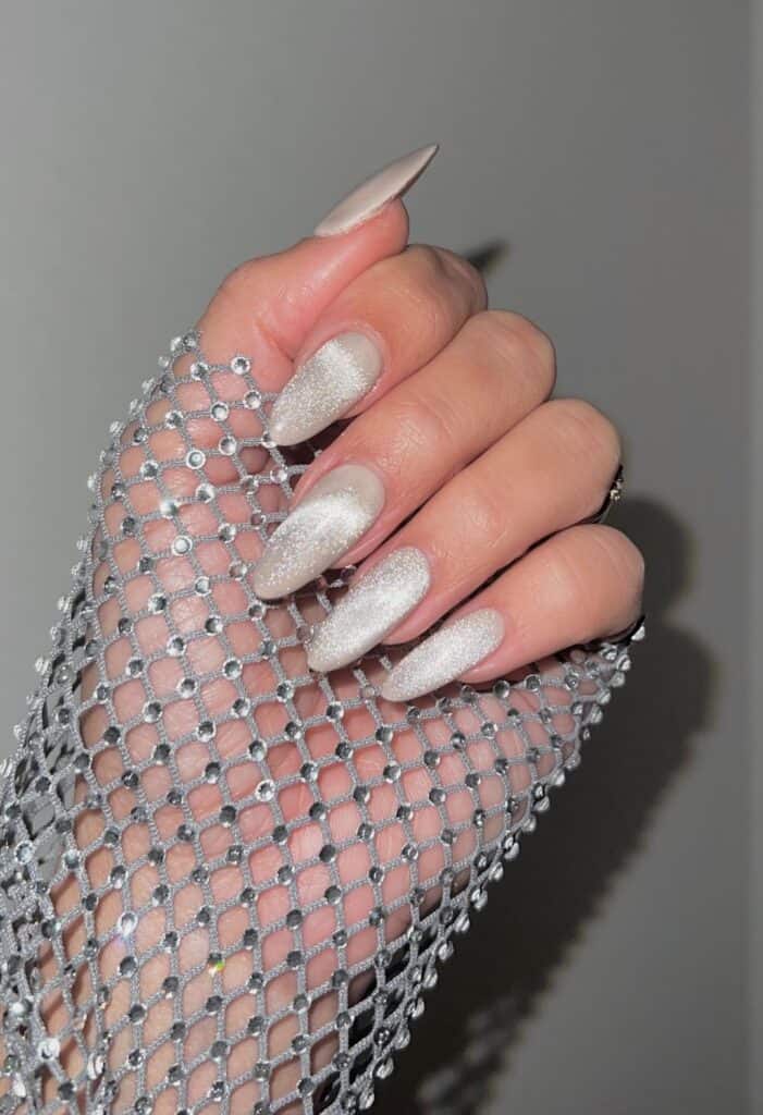 Creamy-Velvet-Mani-for-NYE