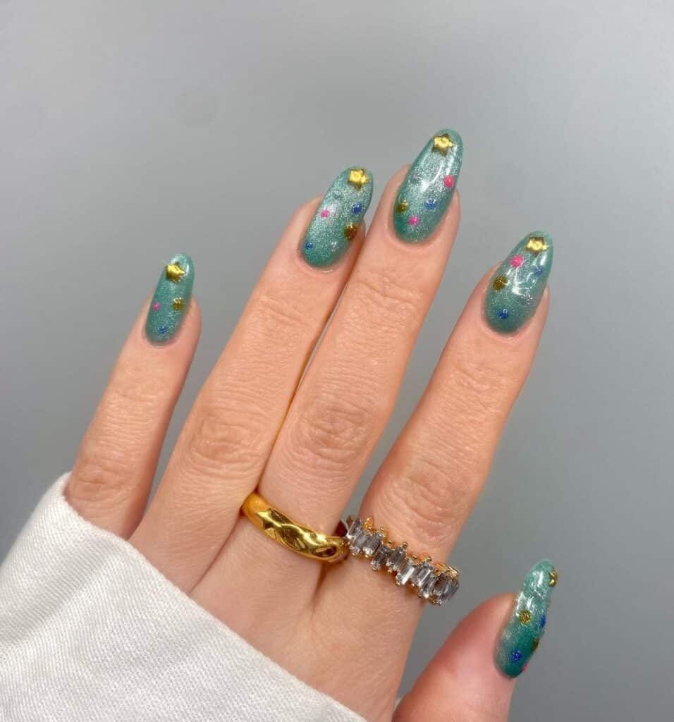 Cute-Christmas-Lights-Nails