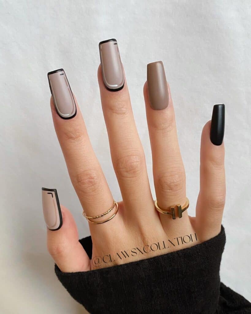 Cute-Matte-Neutral-Comic-Book-Nail-Design