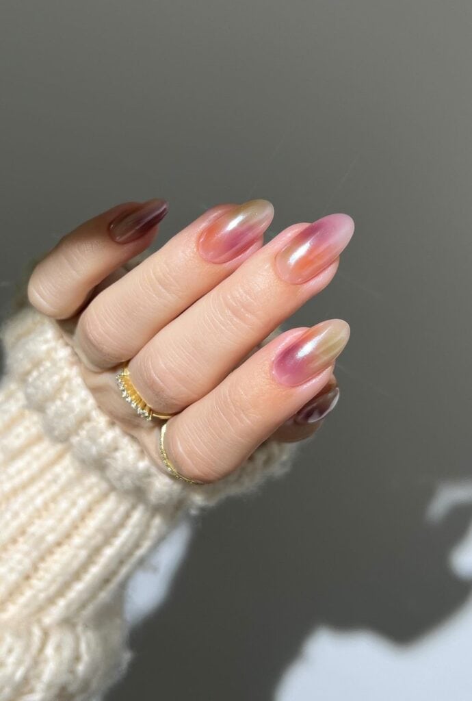 Gradient-Glazed-Fall-Chrome-Nails