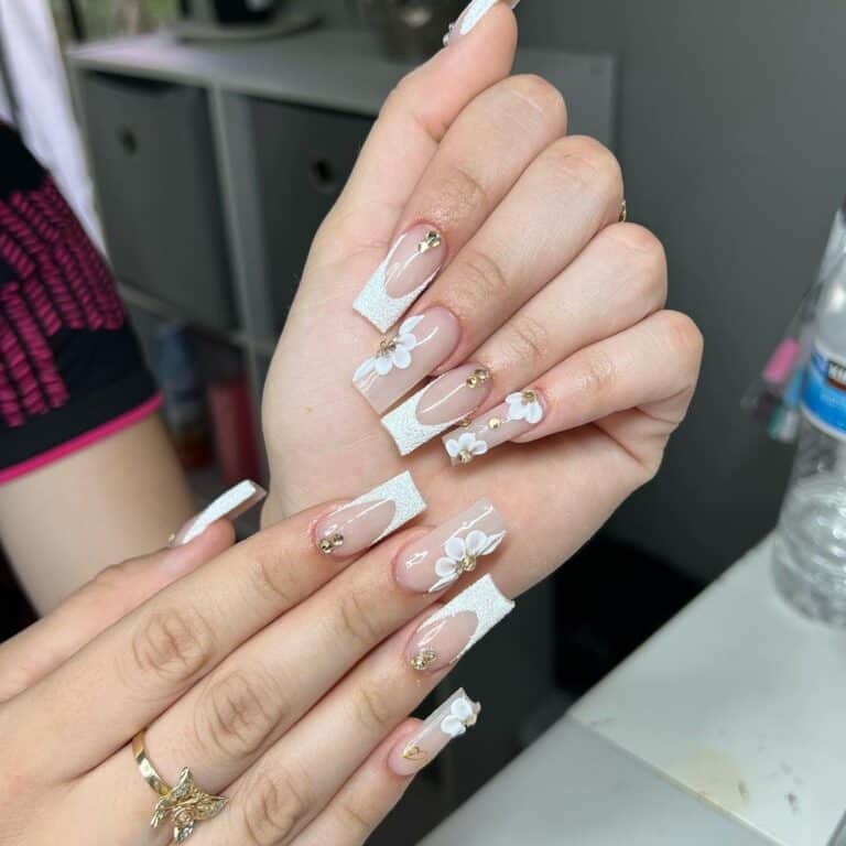 Graduation-Nail-Design-with-Pearly-Flowers