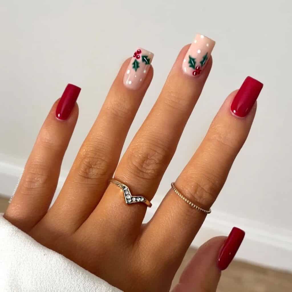 Holly-Jolly-Nails