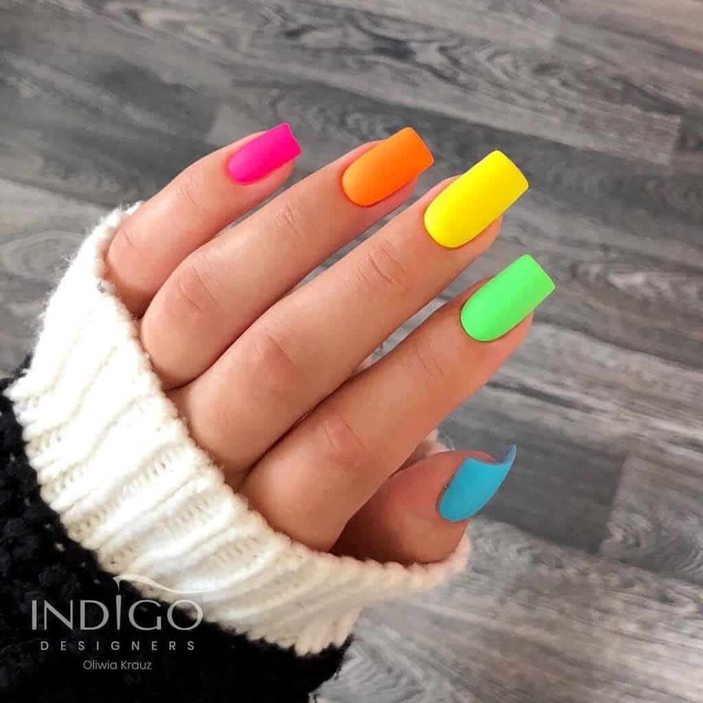 Hot-Summer-Nail-Colors