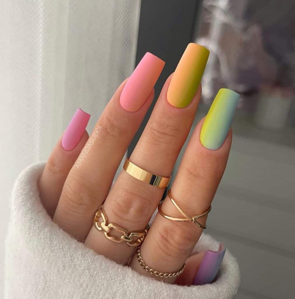 Nail-Design-Rainbow