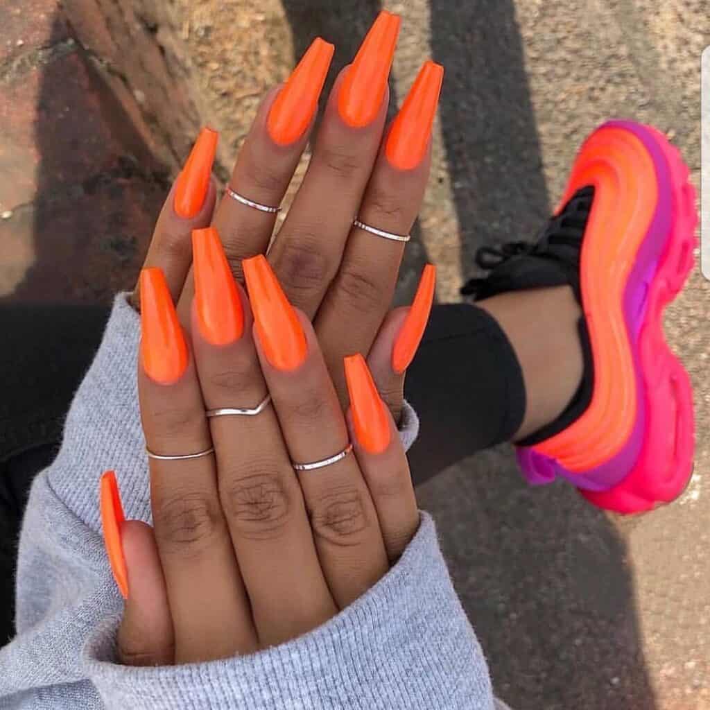 Neon-Orange-Nails