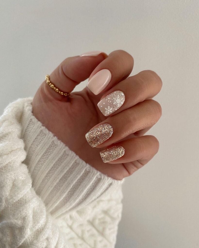 Nude-Glitter-Nails-for-NYE