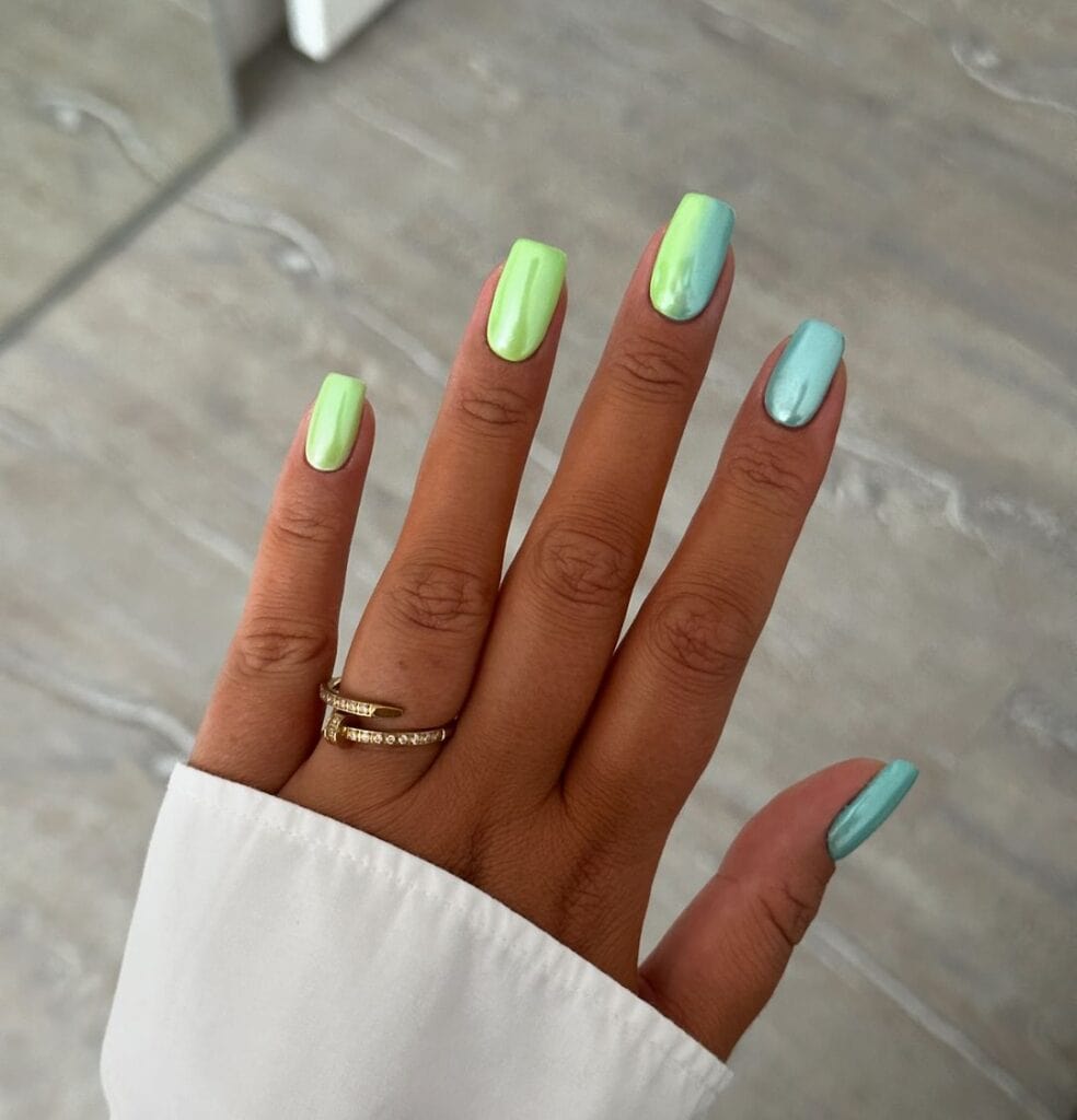 Ocean-Vibes-Chrome-Nails-Idea