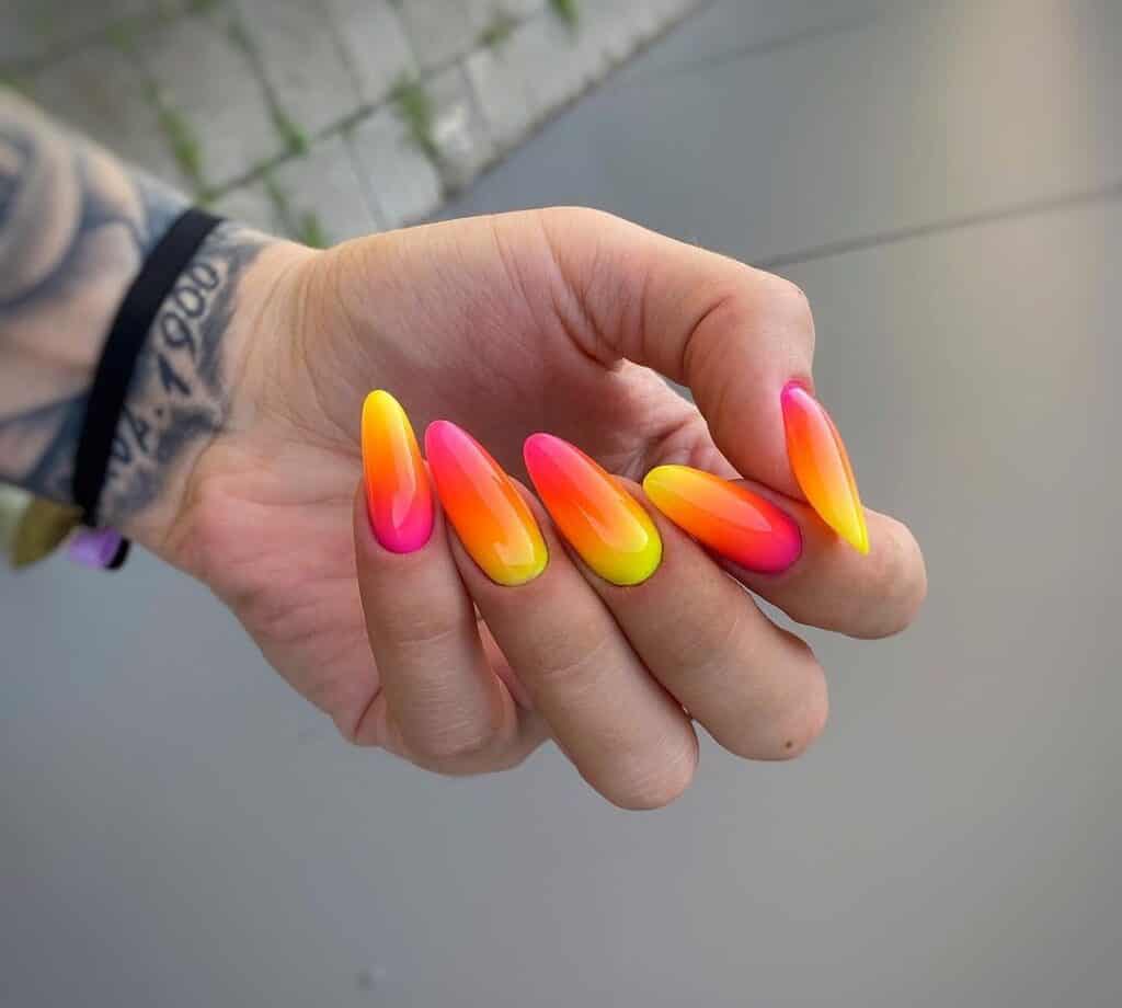 Ombre-Brush-Nail-Design