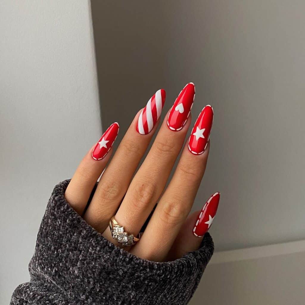Red-Christmas-Tree-Decor-Nail-Art