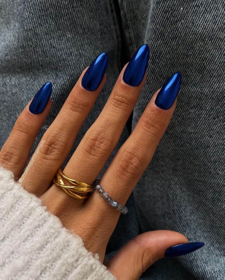 Royal-Blue-Chrome-Nails