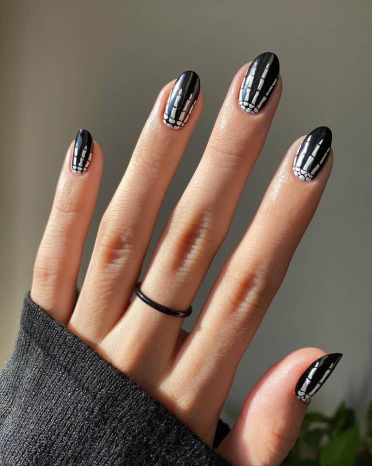 Scary-Skeleton-Nails