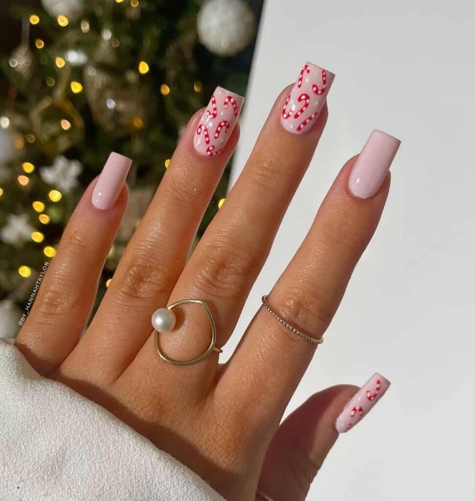 Short-Candy-Cane-Lane-Nails