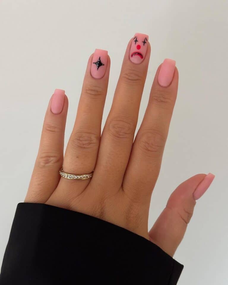 Short-Simple-Halloween-Nails