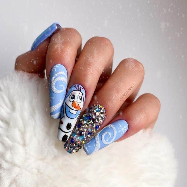 Snowman-Christmas-Nail-Art