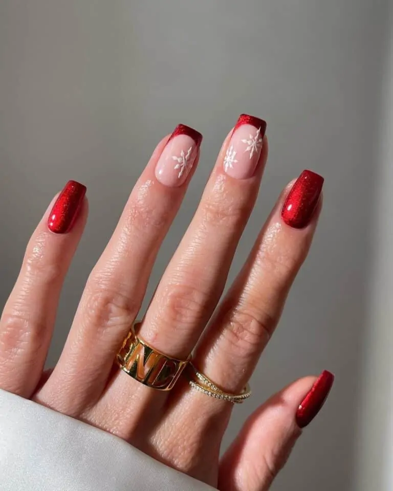 Another-Classic-Red-Nails-for-Christmas