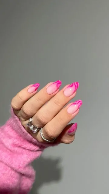 Barbie-is-Calling-Nails
