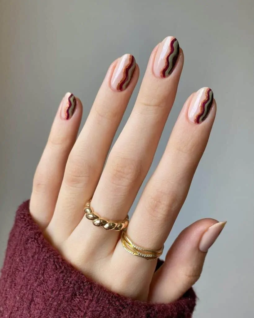 Fall-Squiggles-Nails