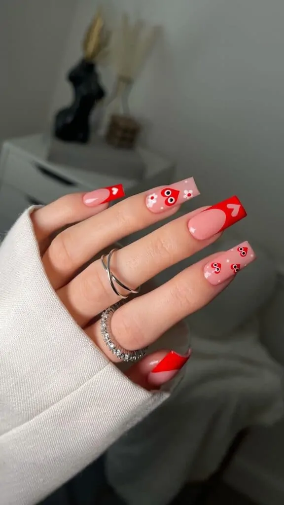 Hearts-Comme-Des-Garcons-Nails