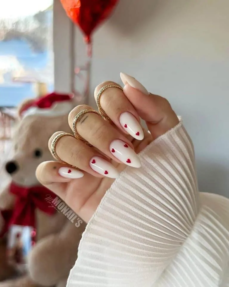 Milky-Heart-Nails