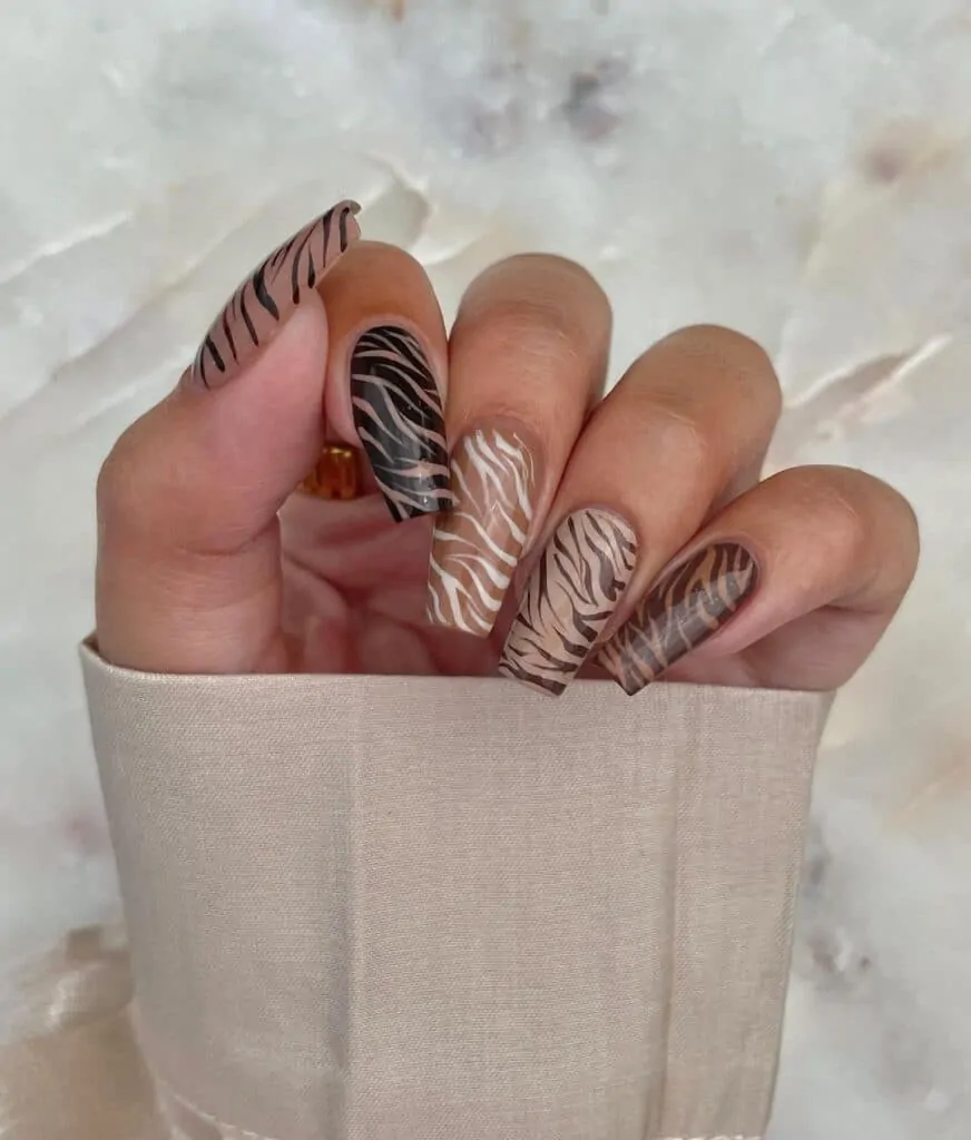 Nude-Brownish-Nails