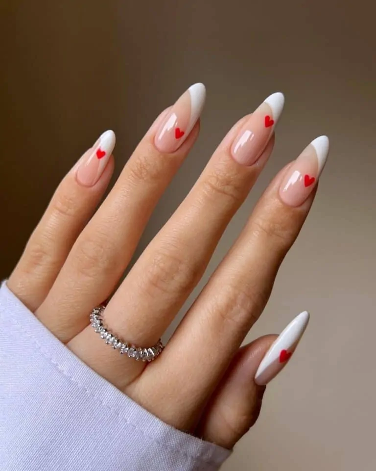 Side-French-Heart-Nails