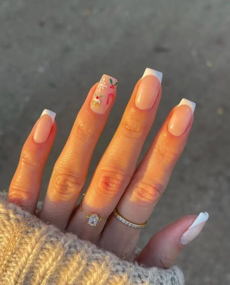 Simple-French-Tip-Nails-for-Christmas
