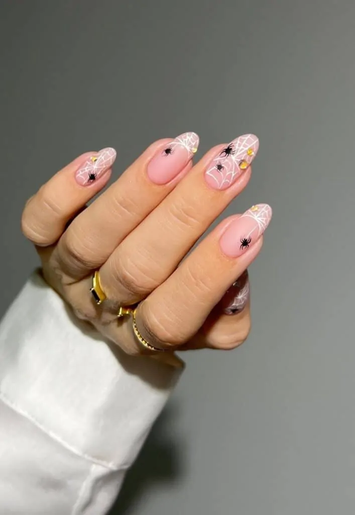 Spider-Web-Nails