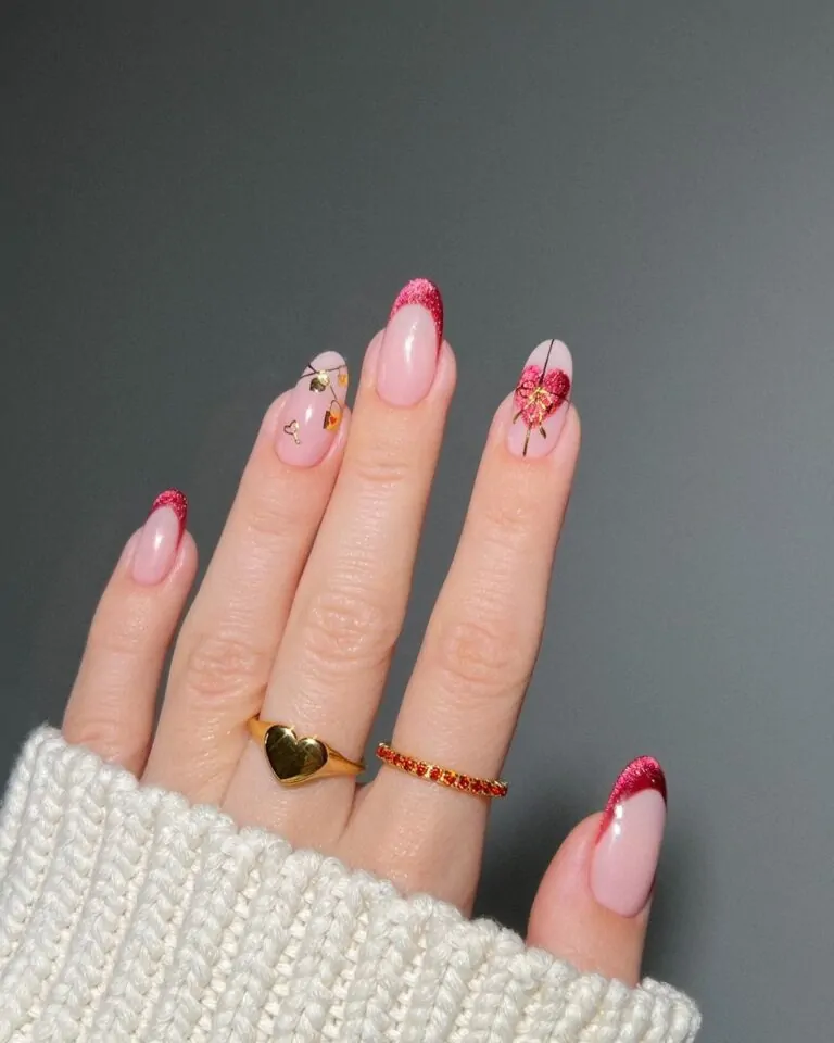 Valentines-Heart-Present-Nails